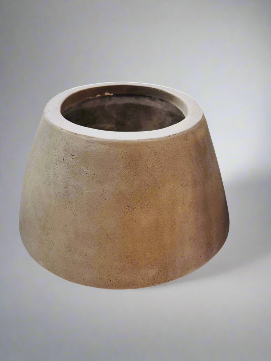 Stone finish planter