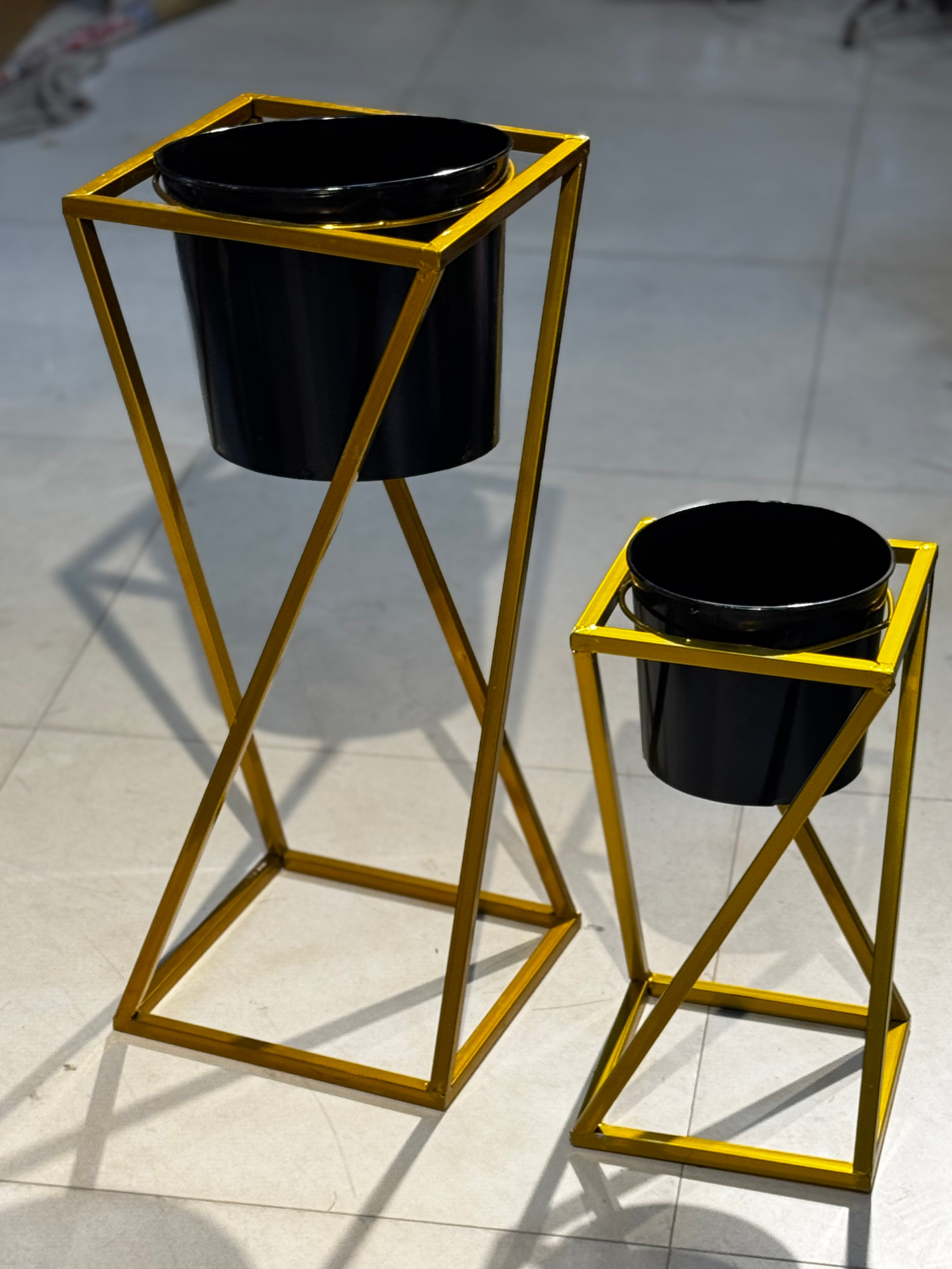 Premium Metal planters