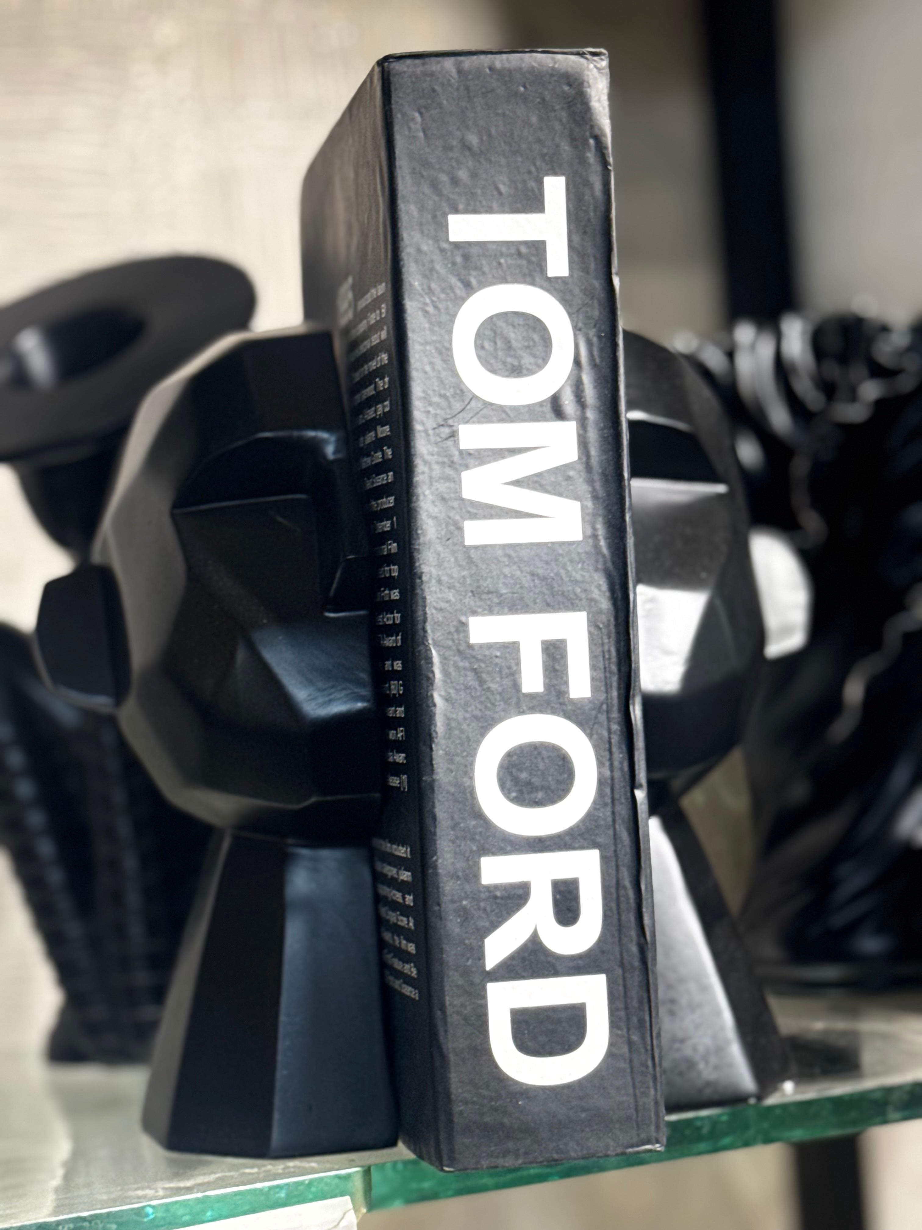 EdgeArt Resin Bookends