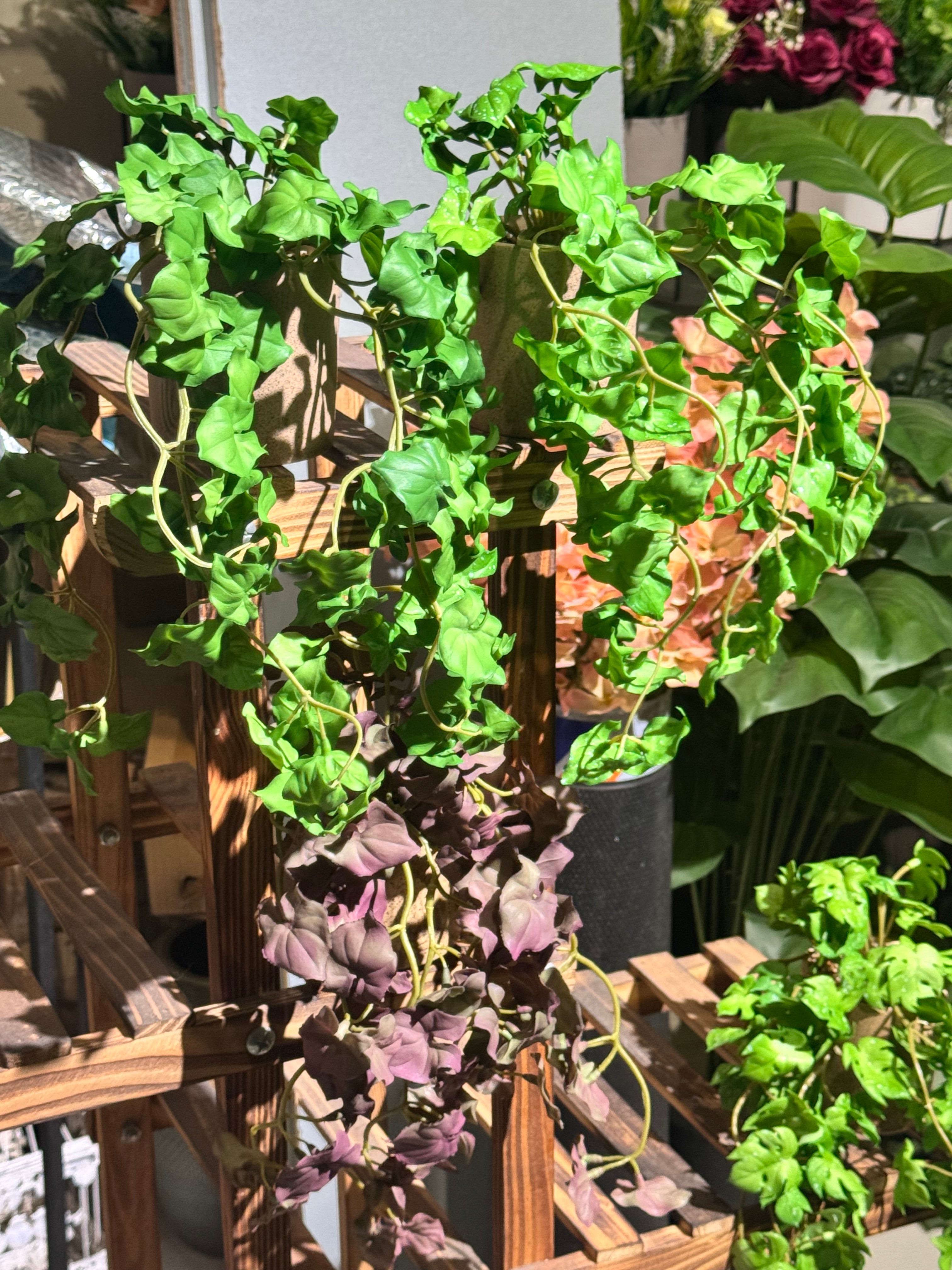 Real Looking hanging plants pot is