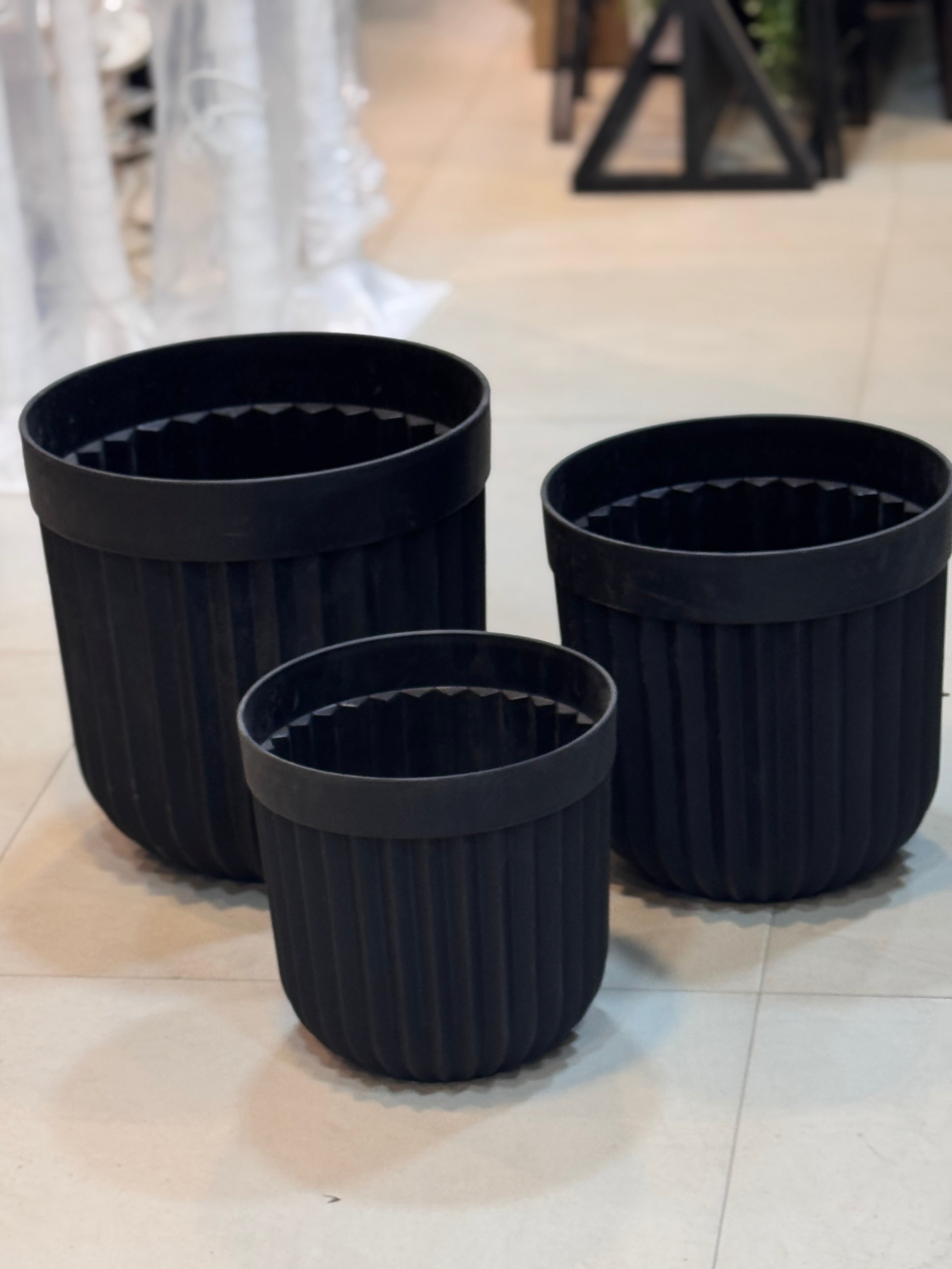 Modern Black Ribbed Planter Set