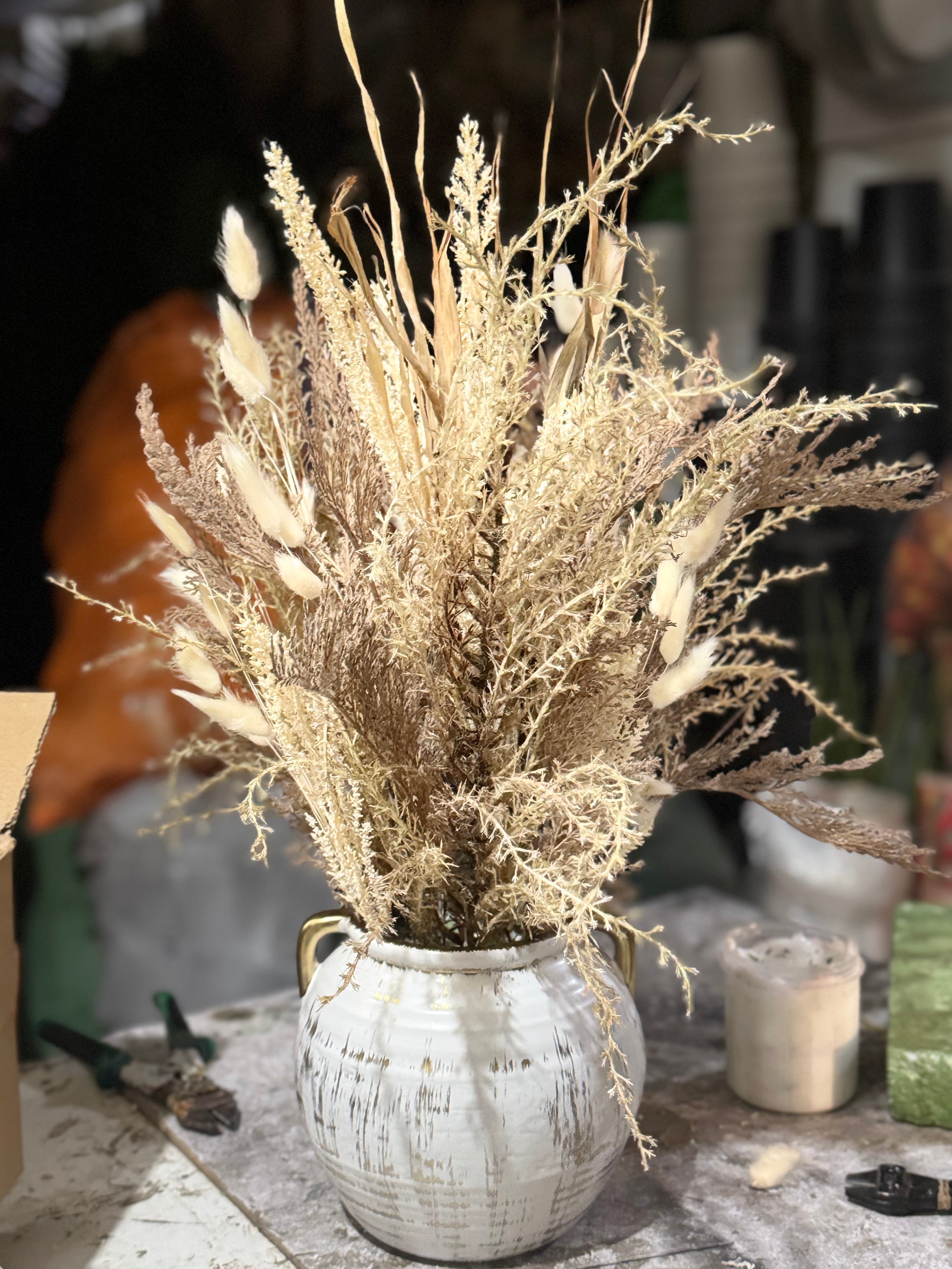 Premium Dried Ceramic bowl arrangement
