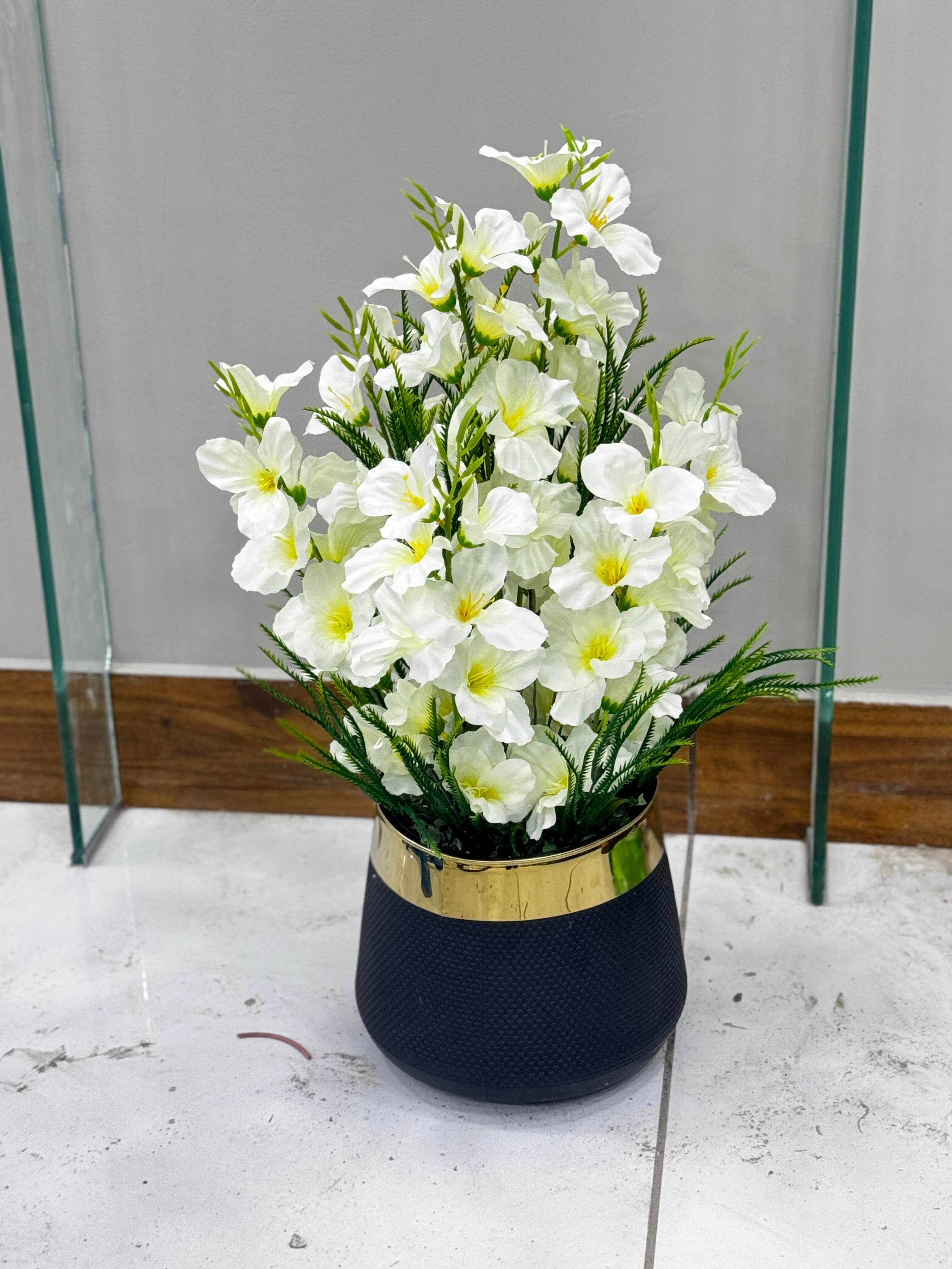 Royal White Petals floral planter