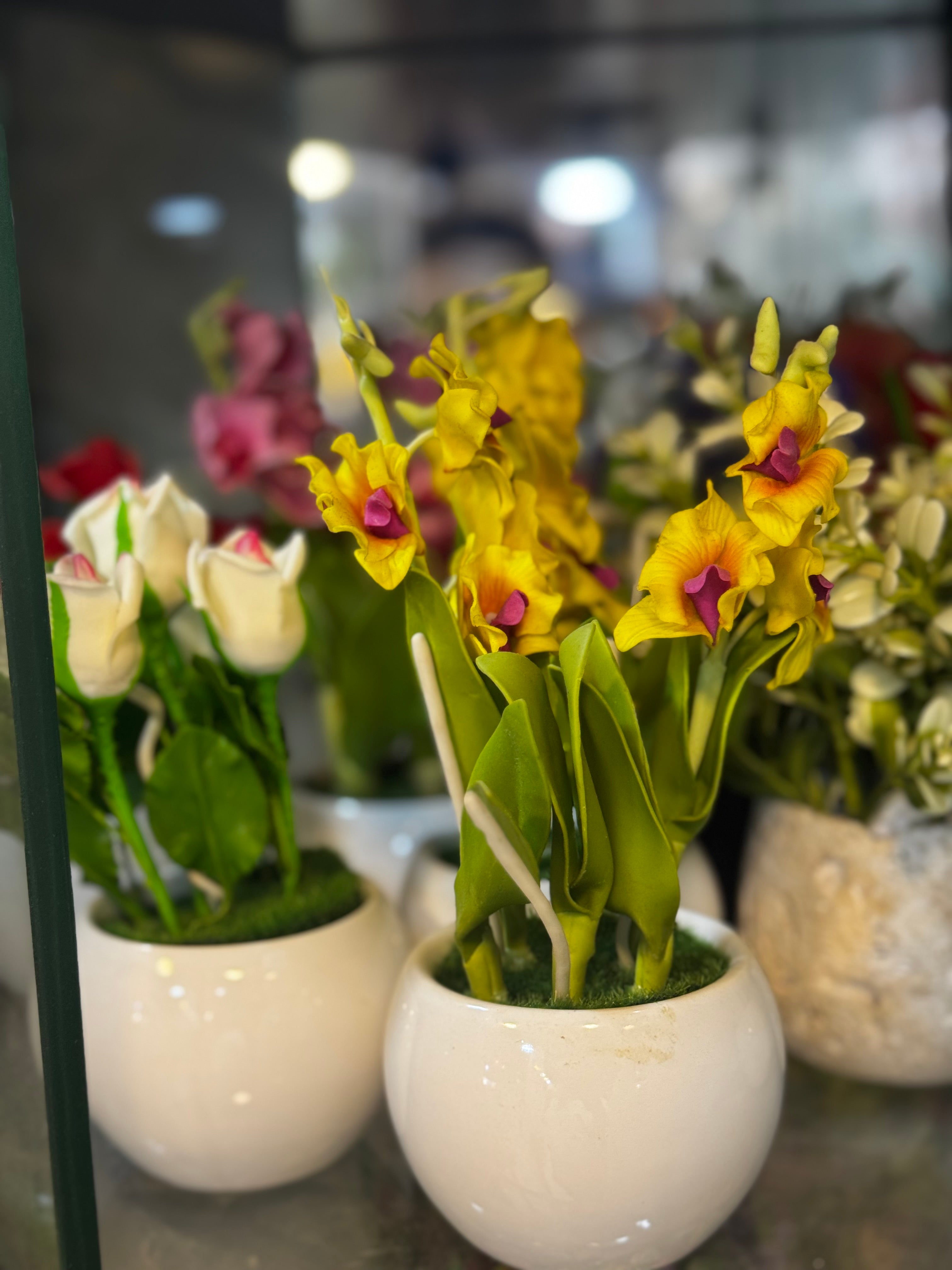 HANDMADE CERAMIC FLORAL POTS