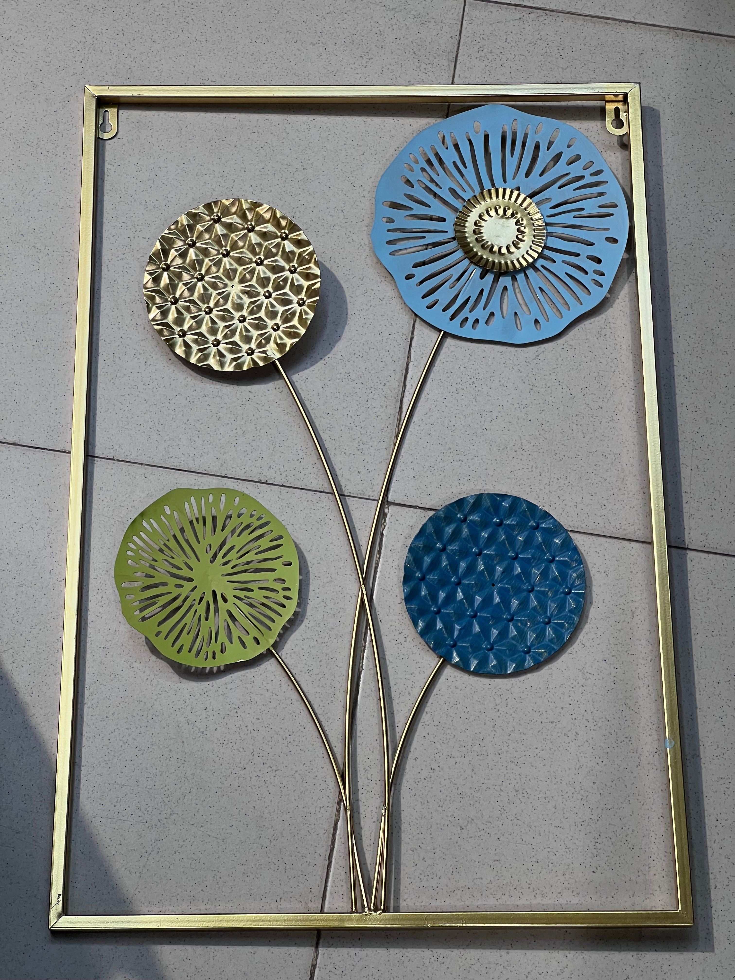 Metal wall frames