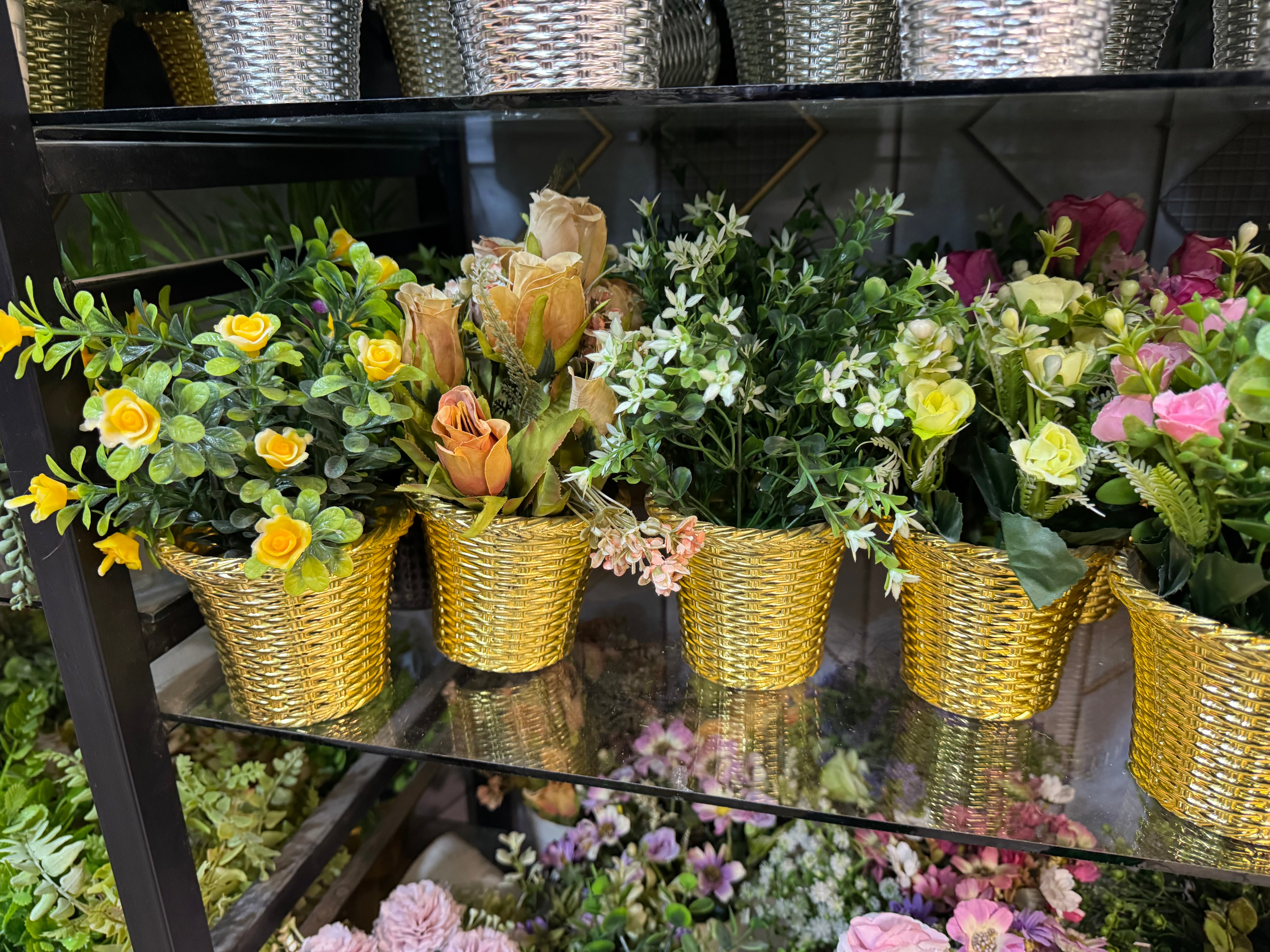 Mini floral golden silver pots