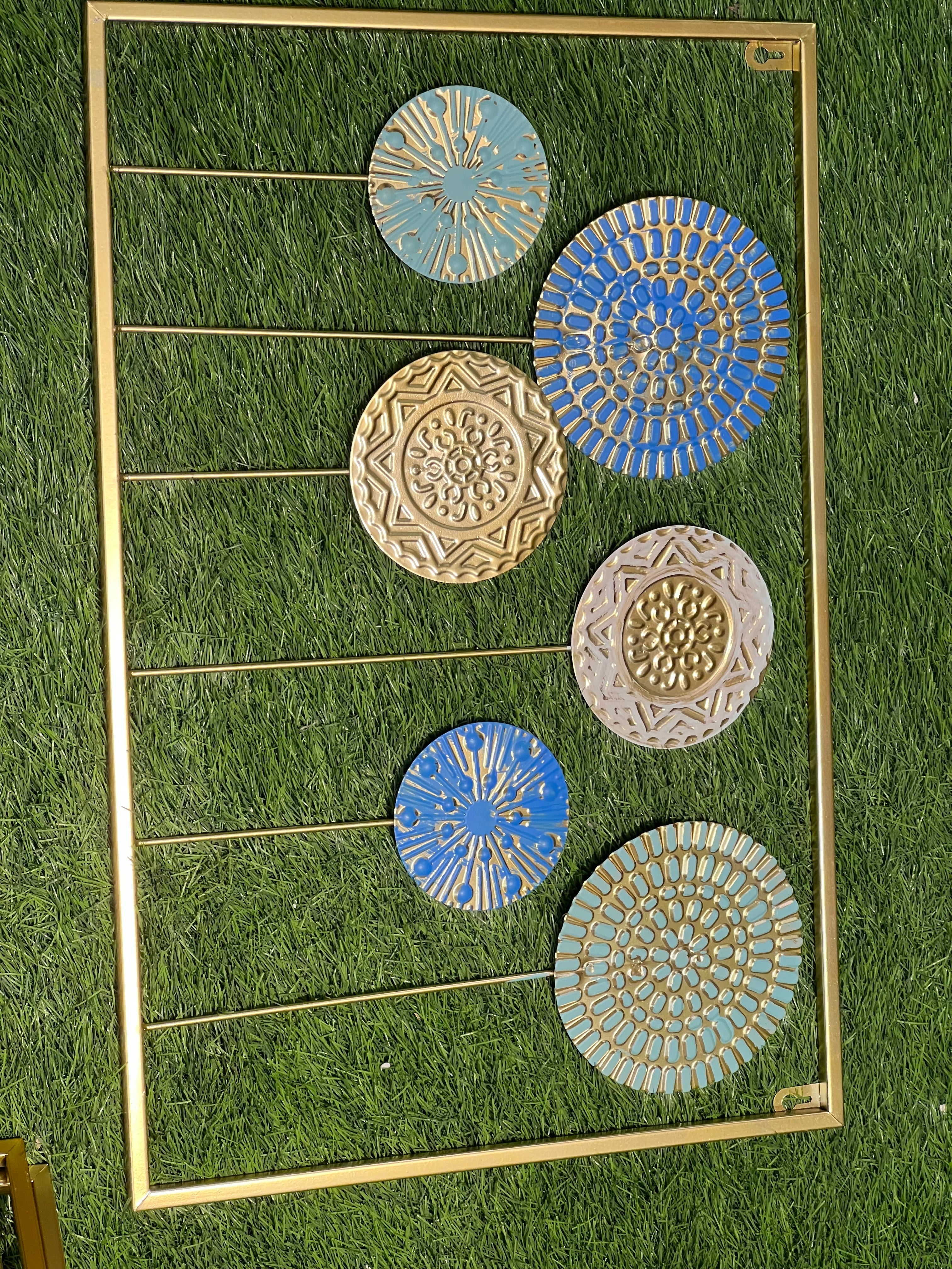 Metal wall frames