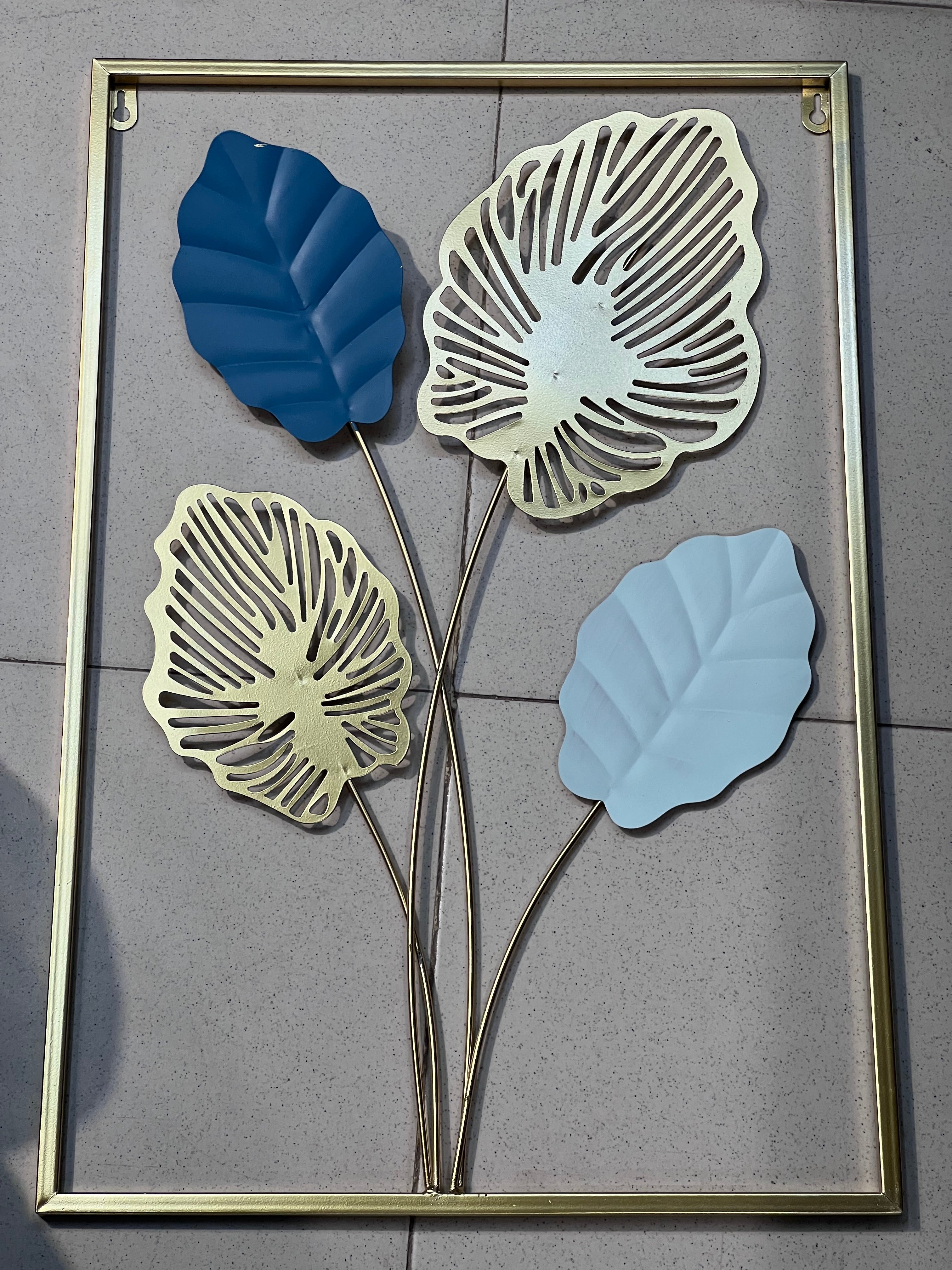 Metal wall frames