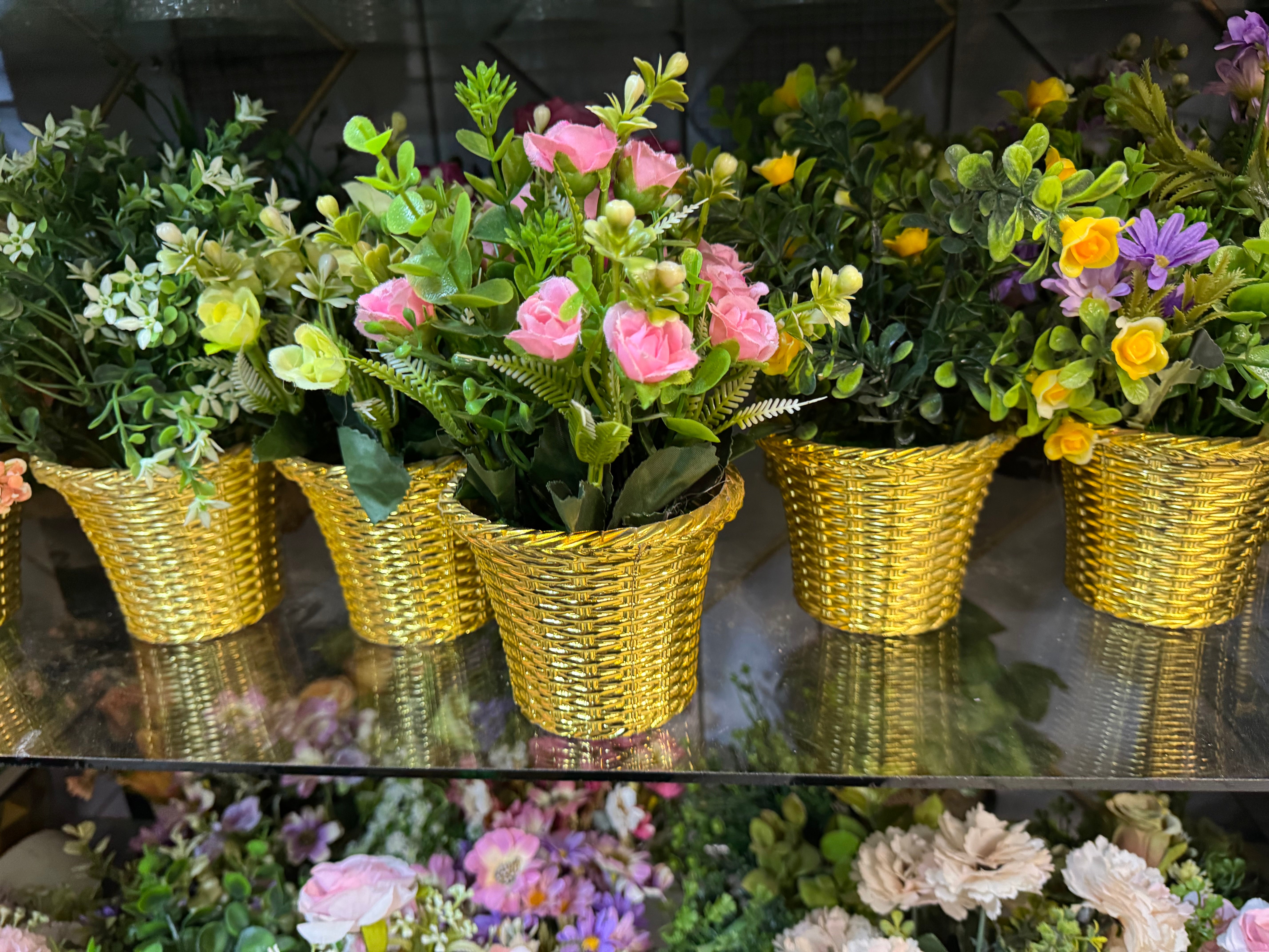Mini floral golden silver pots