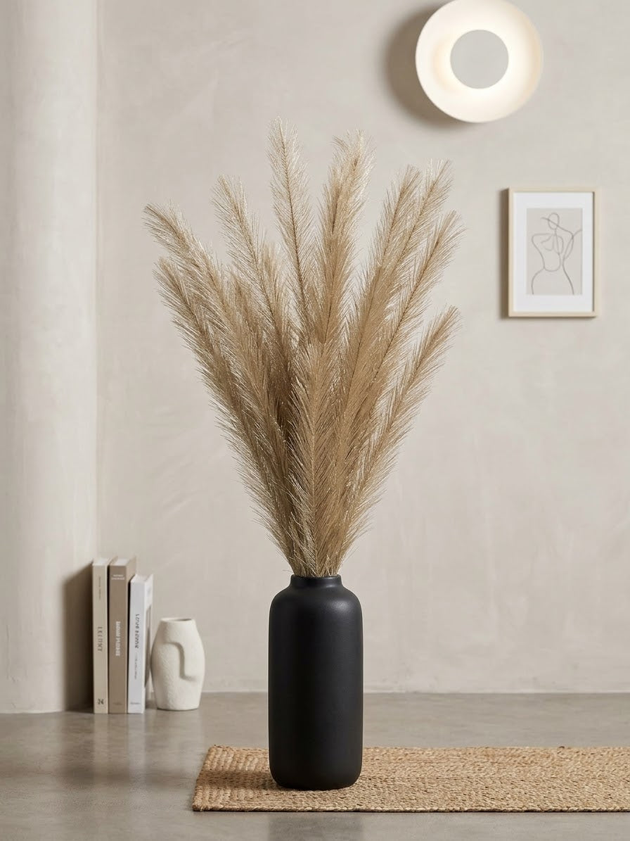 Fluffy Pampas stem