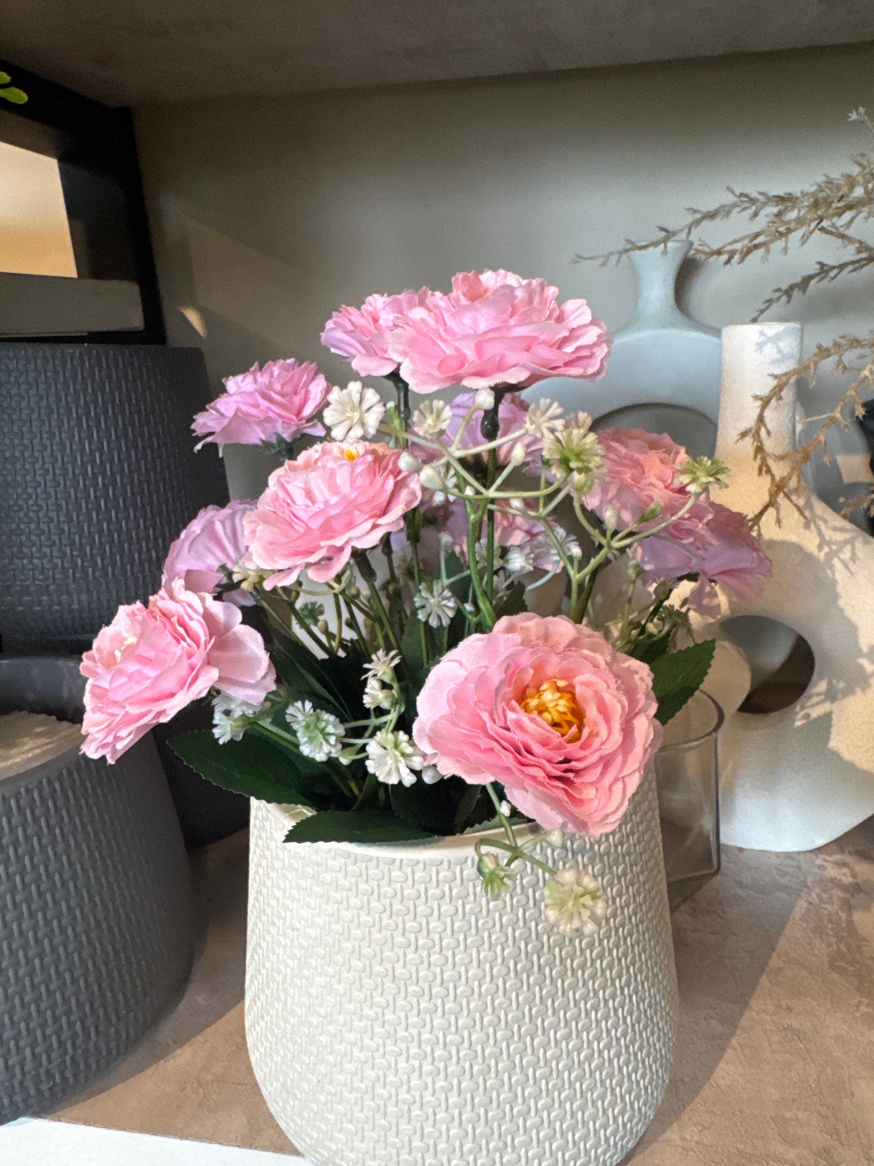 Premium Carnations Floral pot