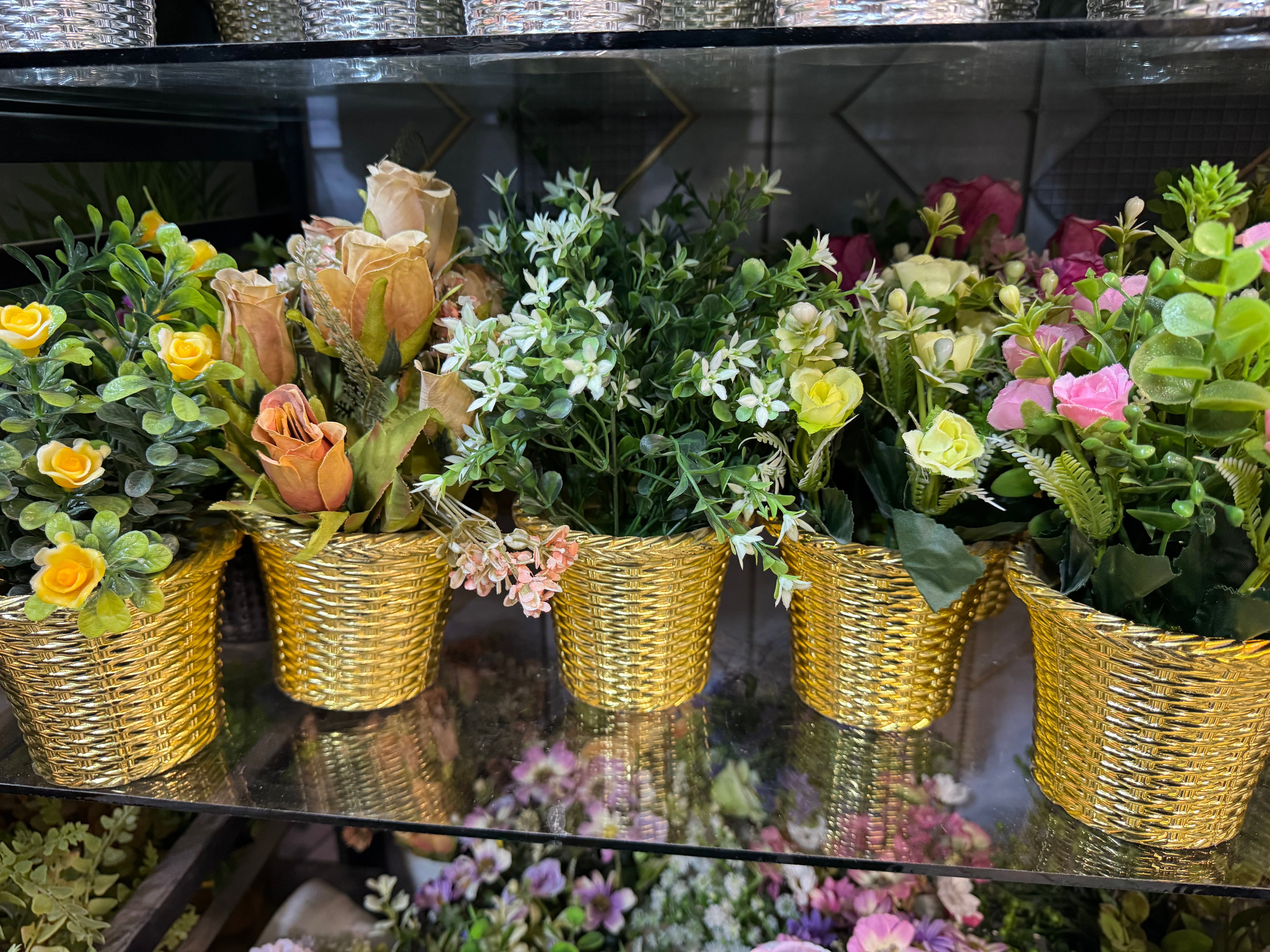 Mini floral golden silver pots