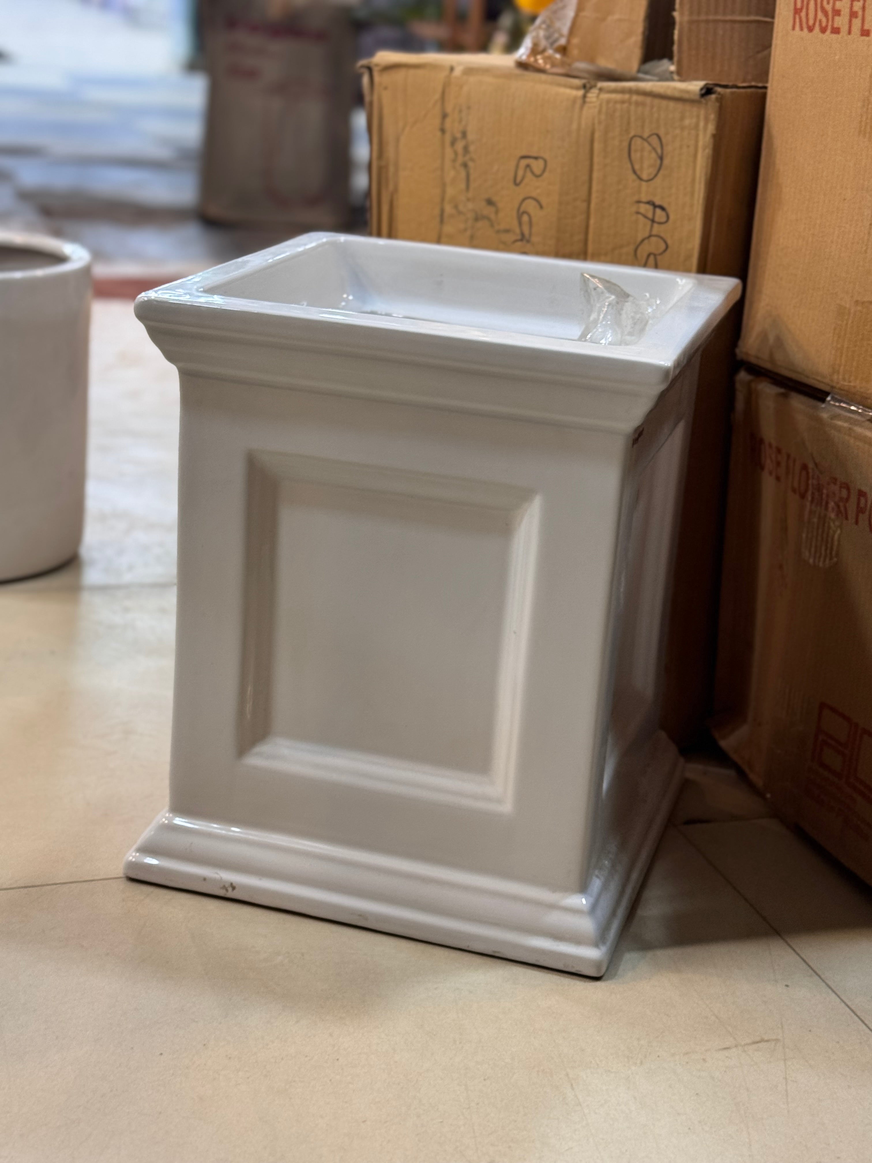 Premium ceramic planter