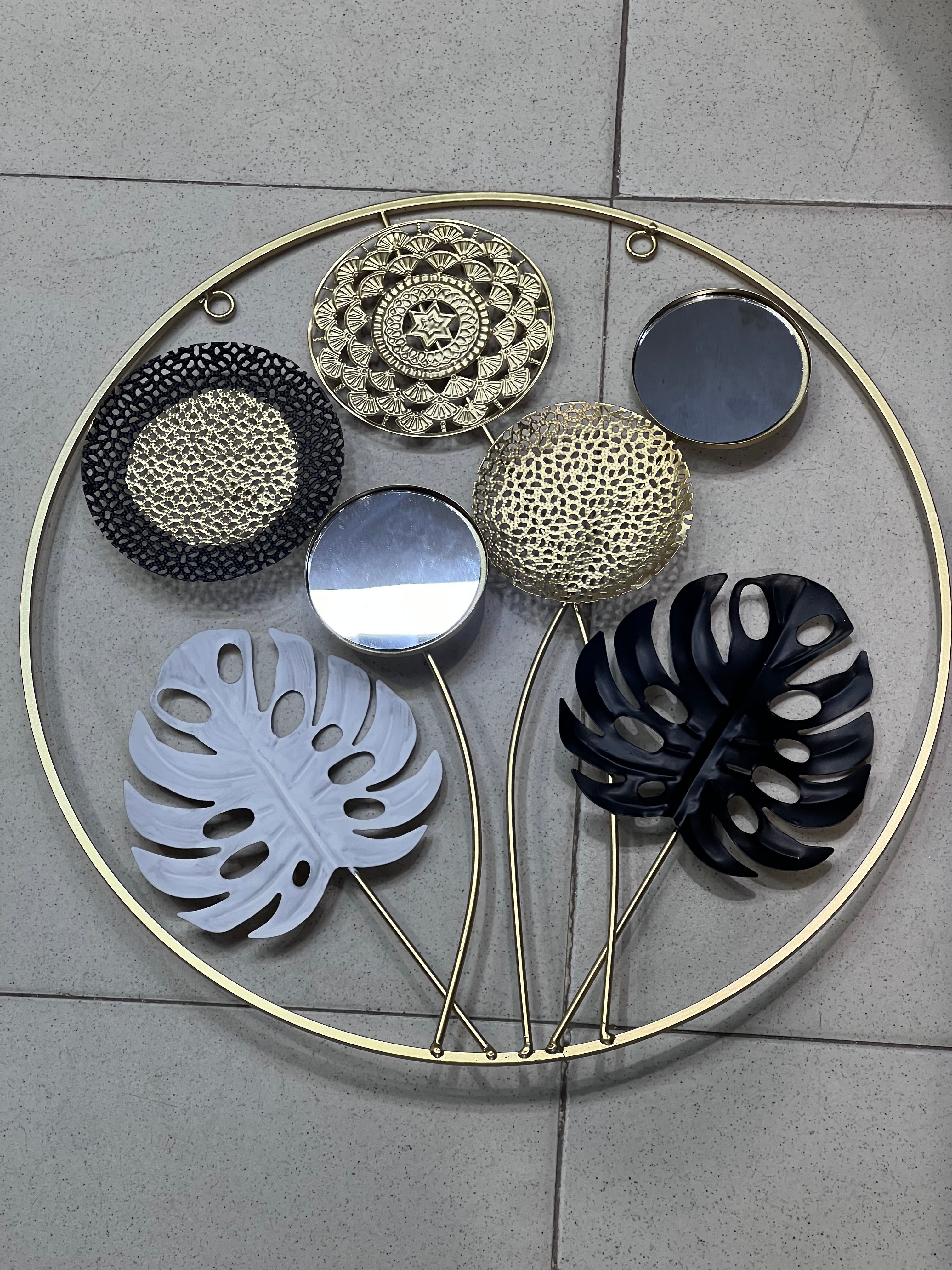 Metal wall frames
