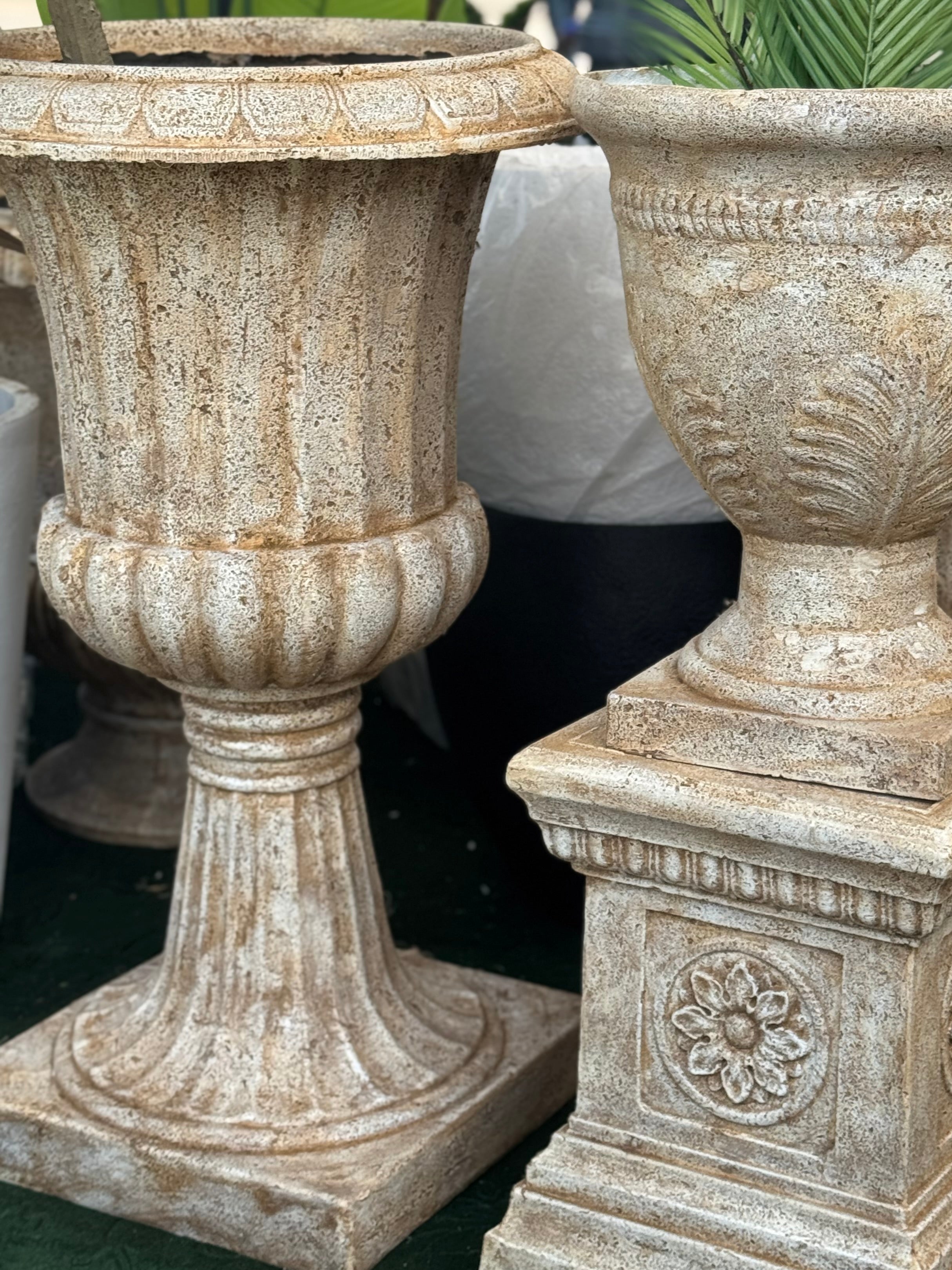 ROMAN PLANTERS -stone finish