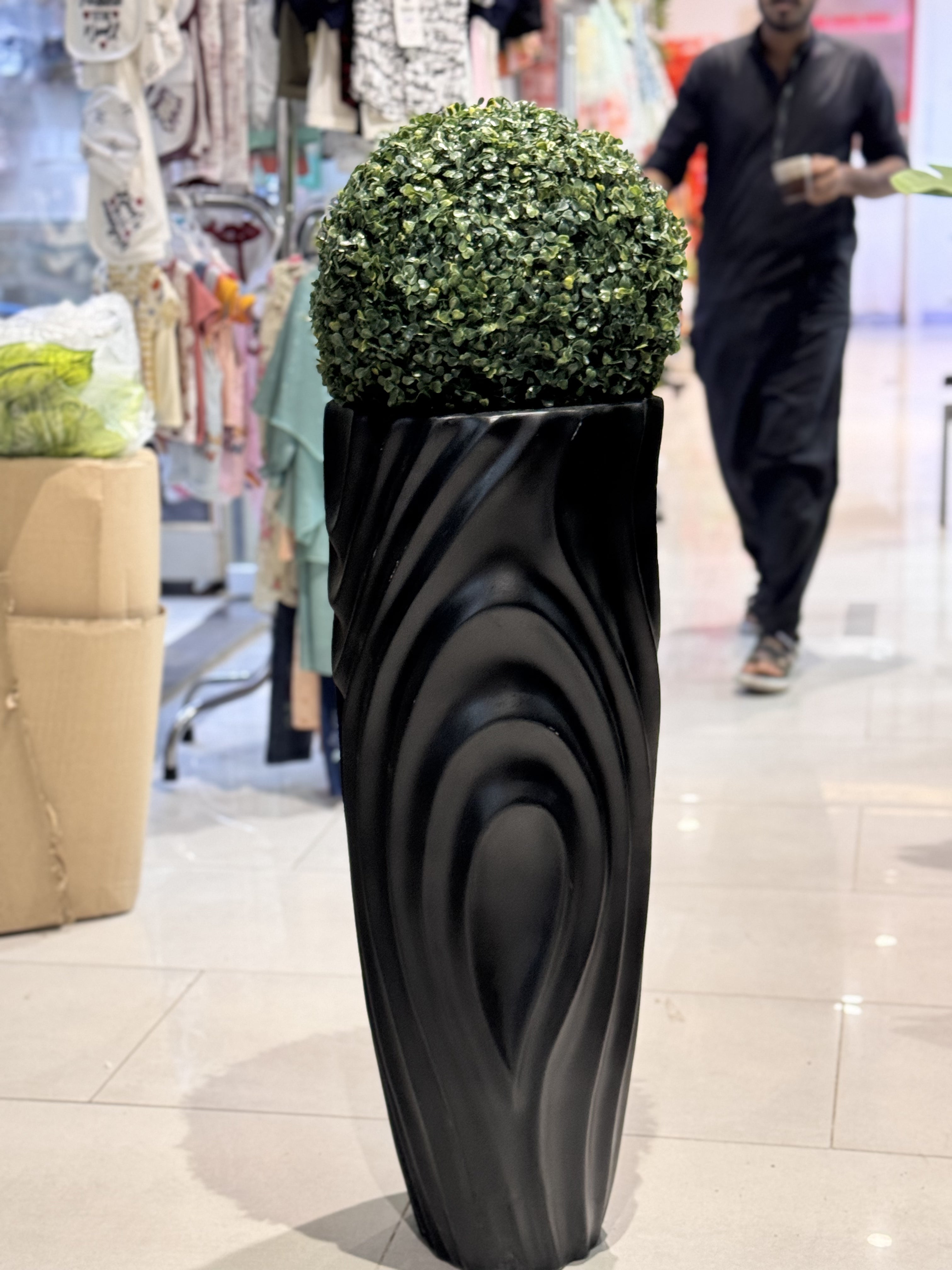 Mono Lines – Black Fiber Pot
