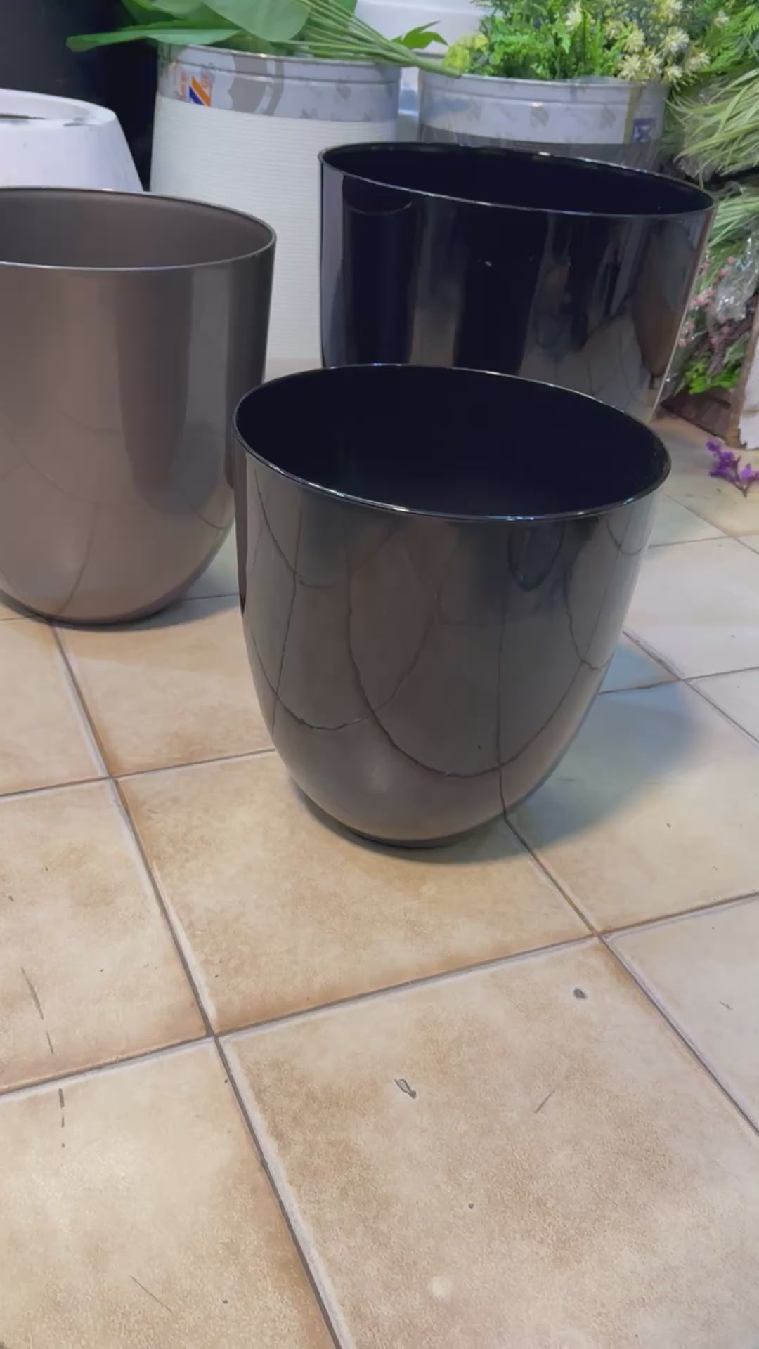 Metallic finish planters