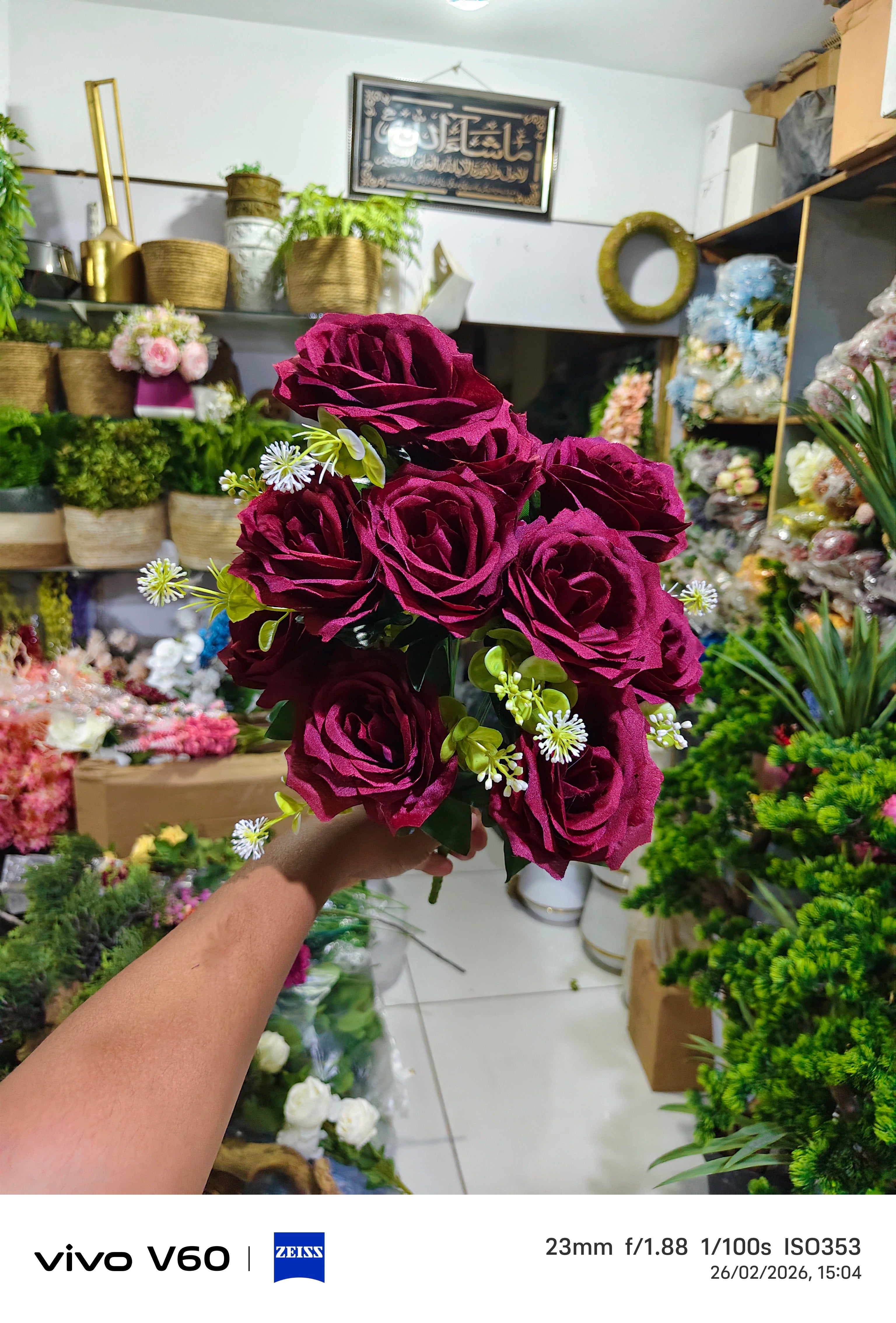 Maroon Rose bunch