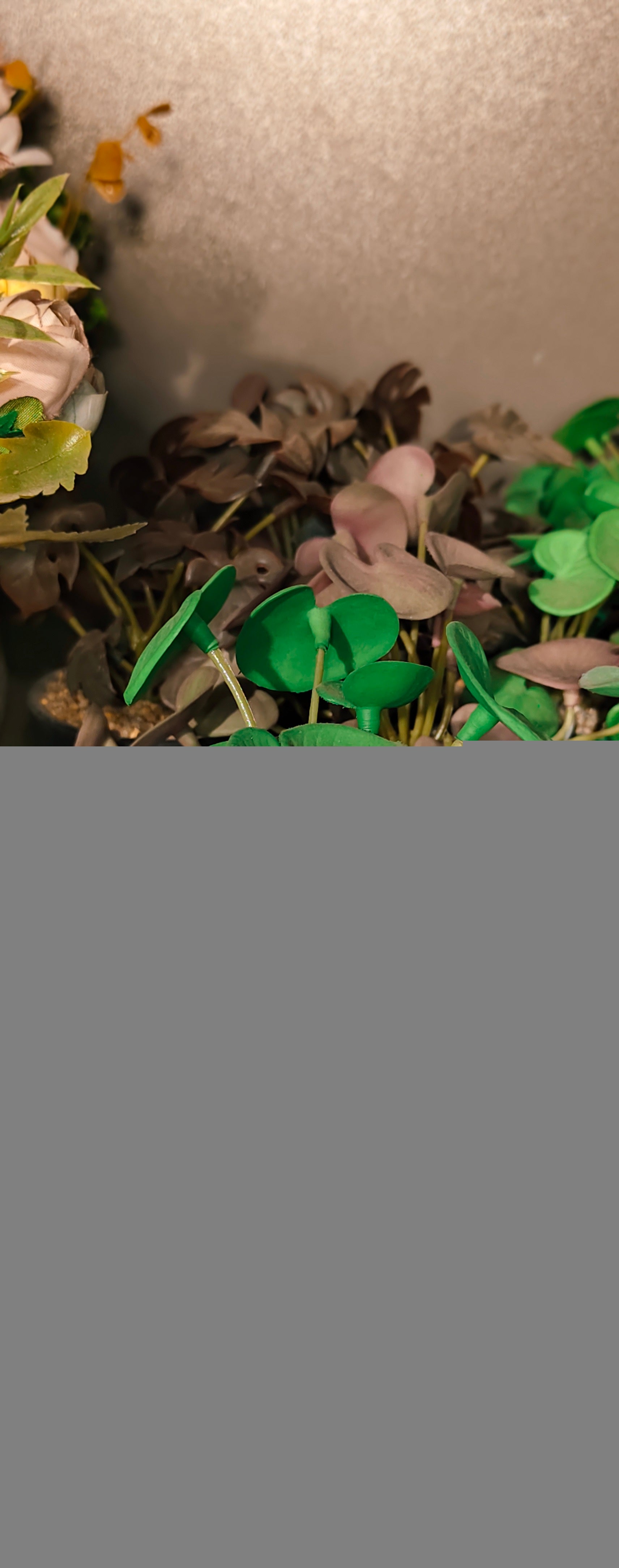 Life-like mini plants