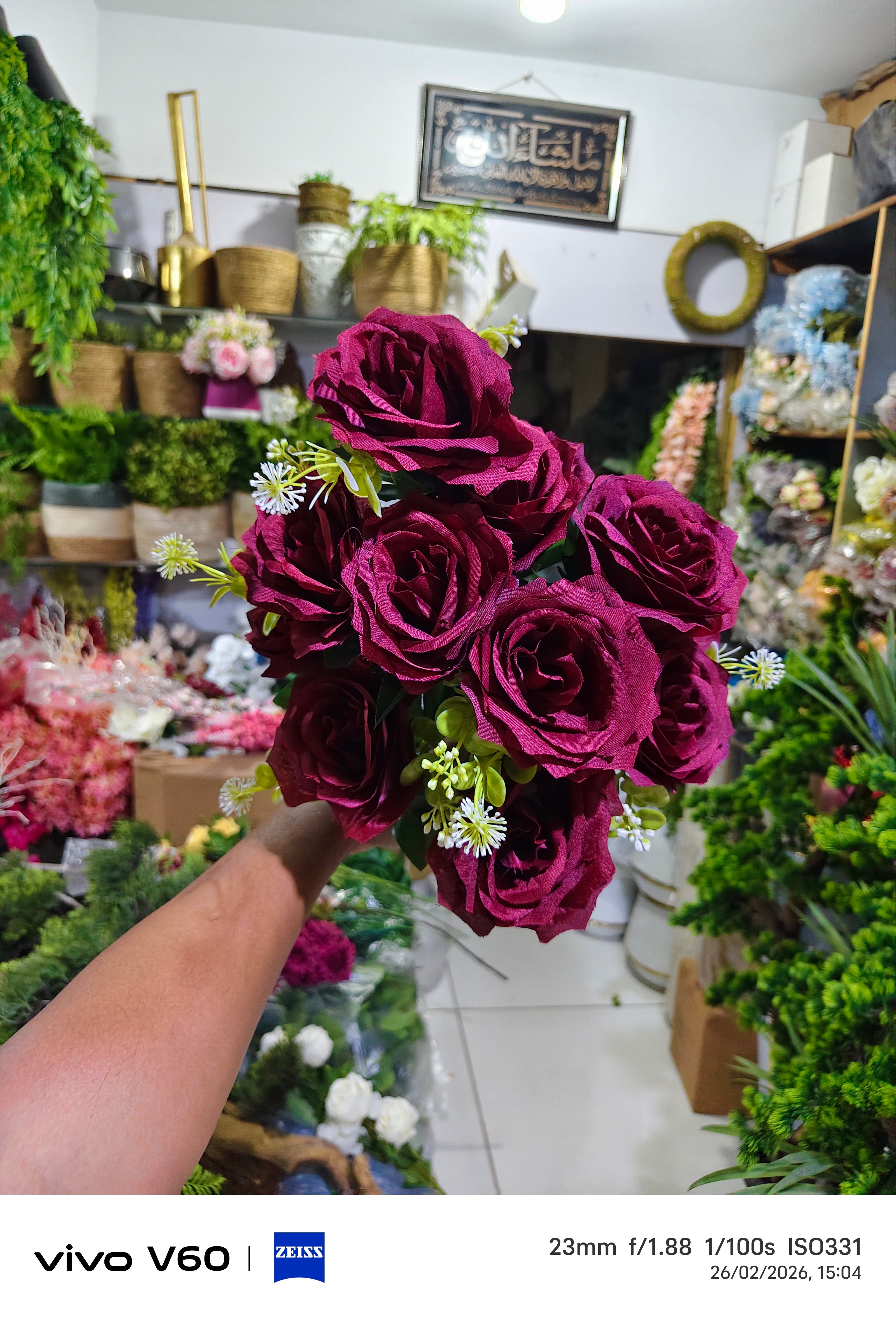 Maroon Rose bunch